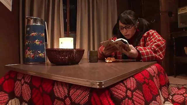 壊れやすい女の子を食べるコックとザーメンで口 エッチ 女の子 向け