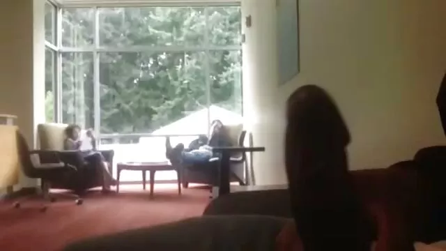 若いPapik岩の女の子の商品に剃られ、カット編集 女の子 向け av 動画