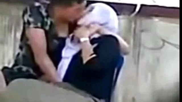 細身の女の子に黒ストッキング優しくクソに滑り 女性 ラブラブ 動画