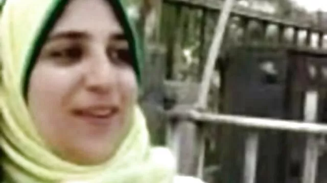 脂肪ロシアの女性でと喜びとともに 女の子 無料 動画 av